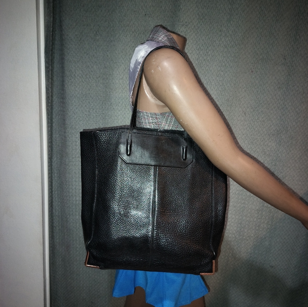 ALEXANDER WANG PRISMA PEBBLED LEATHER BAG.